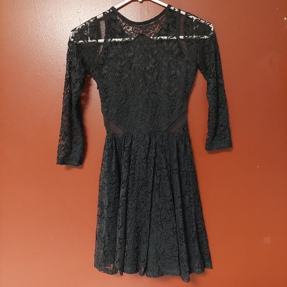 Abercrombie & Fitch Black Lace Mini Dress - Size XS - Picture 3 of 11